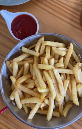 Under Der Linden: Café | Pets Friendly | Events Space | Restaurant | One North | Portsdown | Coffee - Singapore