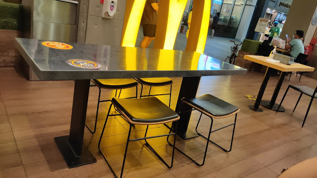 McDonald's Punggol Oasis - Hospitality and gastronomy