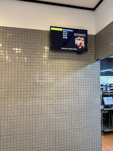 Opinii despre McDonald's Paya Lebar Square în Singapore - Hospitality and gastronomy