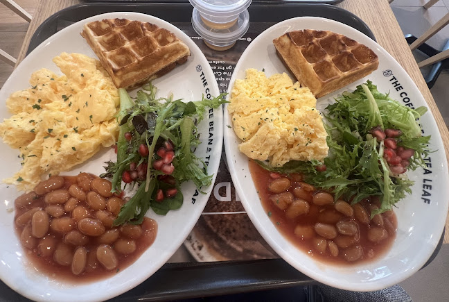 Comentarii opinii despre The Coffee Bean and Tea Leaf - West Mall