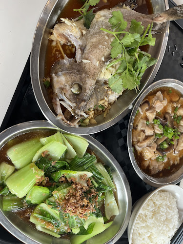 Hee Hee Hee Steamed Fish & Seafood