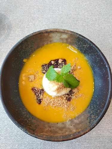 Opinii despre elemen 元素 în Singapore - Hospitality and gastronomy