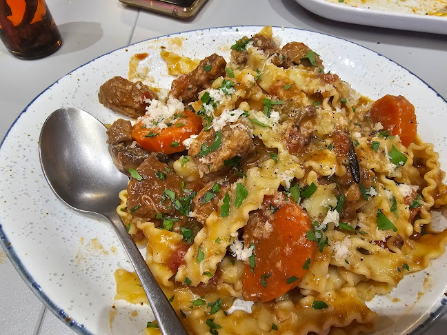 Gusta Sourdough Pizza Co.