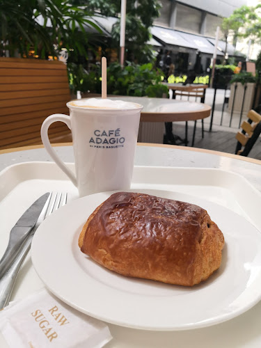 Paris Baguette PLQ Mall