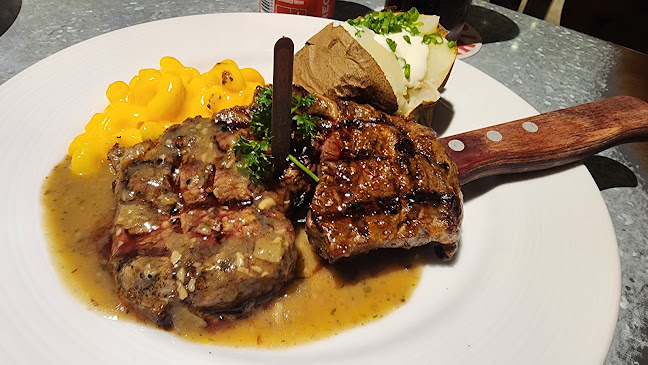 iSTEAKS @ Star Vista - Hospitality and gastronomy