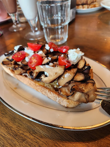 531 Upper Cross St, #02-41 Hong Lim Complex, Singapore 050531