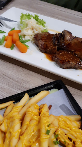 Opinii despre Combo 105 în Singapore - Hospitality and gastronomy