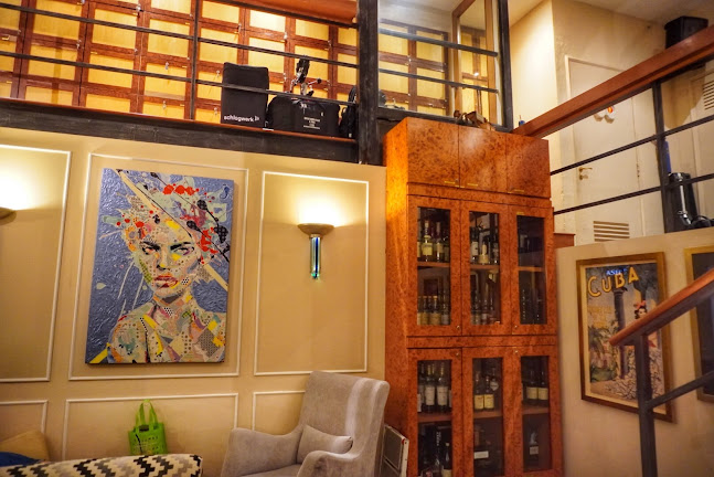 207 River Valley Rd, Singapore 238275