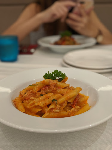 Blk 44 Jln Merah Saga, #01-60 Chip Bee Gardens, Singapore 278116