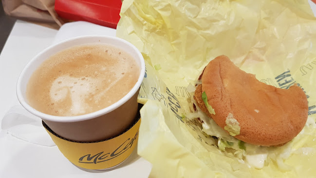 McDonald's Bukit Panjang Plaza - Hospitality and gastronomy