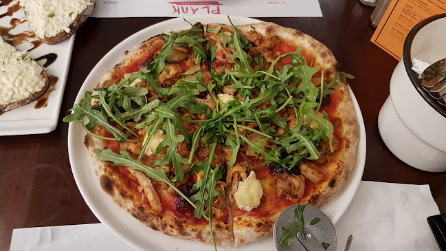 Plank Sourdough Pizza - Eng Kong Park - Hospitality and gastronomy