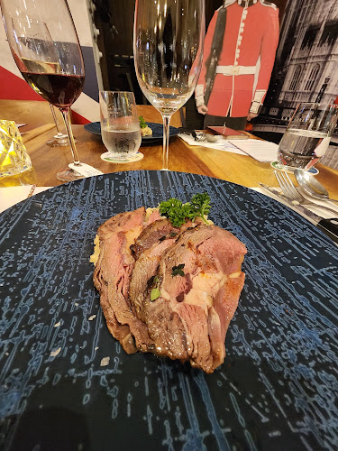 1 HarbourFront Walk, #01-106/107 VivoCity, Singapore 098585