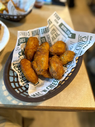 Opinii despre Buddy Hoagies Steak & Grill Restaurant (Bukit Timah) în Singapore - Hospitality and gastronomy