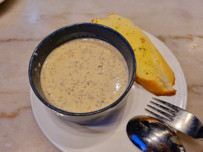 2 Jurong Gateway Rd, Singapore 608512