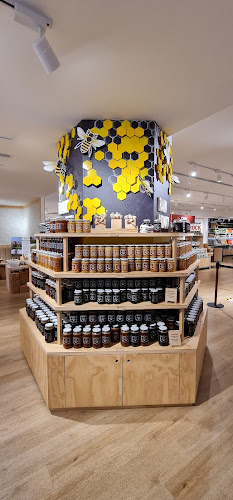 Scoop Wholefoods Great World City - Hospitality and gastronomy