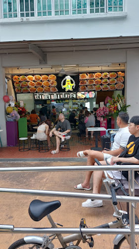 A1 Family Ayam Goreng & Western Food (A1 Family Bistro)