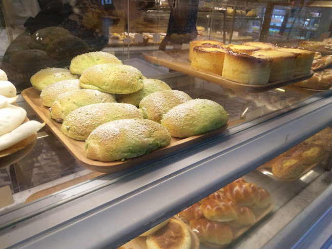 BreadTalk Zhongshan Mall - Singapore