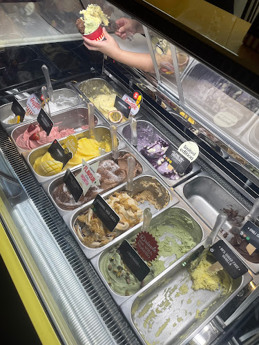 53 Siloso Bch Walk, #01-06, 099000