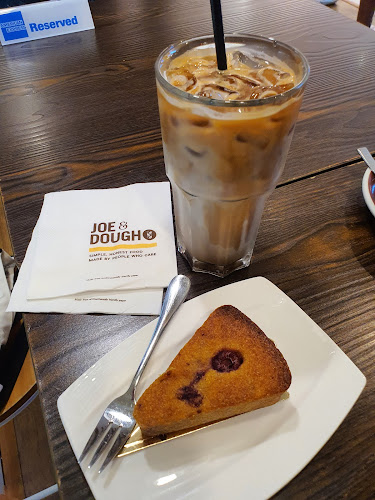 Joe & Dough, Junction 8 - Hospitality and gastronomy