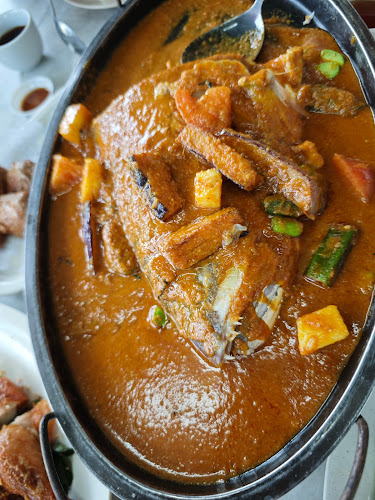 Only Fanz Sports Bar - Singapore