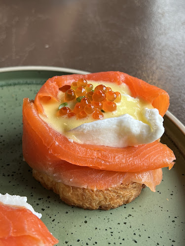 Vernacular Coffee - Hospitality and gastronomy