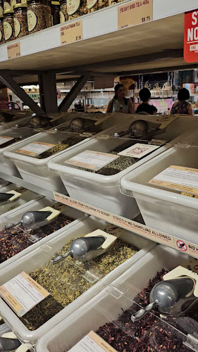 Scoop Wholefoods Great World City - Hospitality and gastronomy