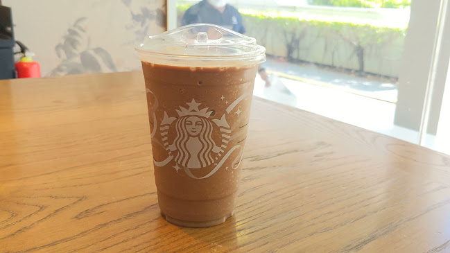 Opinii despre Starbucks Chinatown Point în Singapore - Hospitality and gastronomy