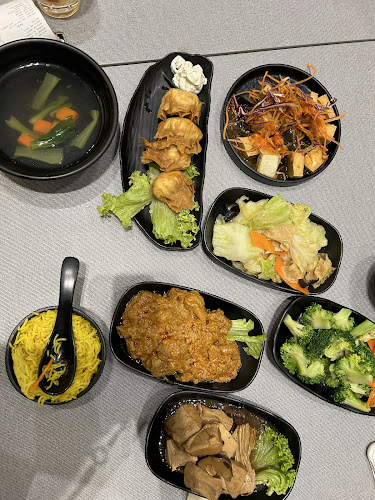 Greendot Westgate - Hospitality and gastronomy