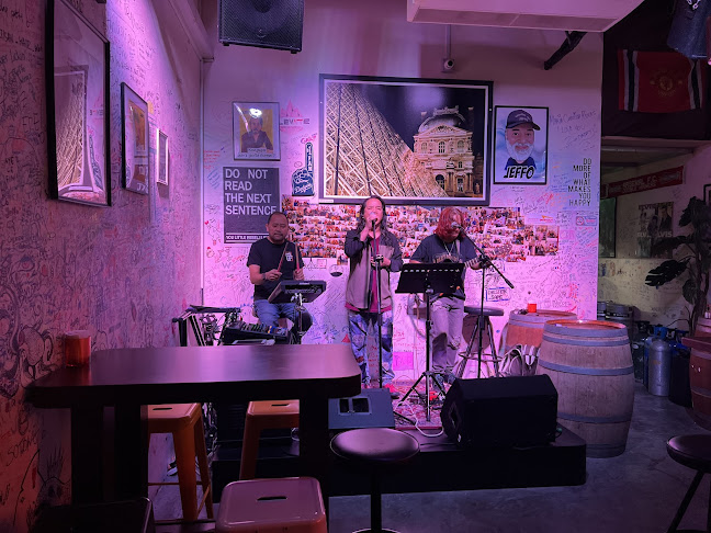 Comentarii opinii despre JEFFO'S