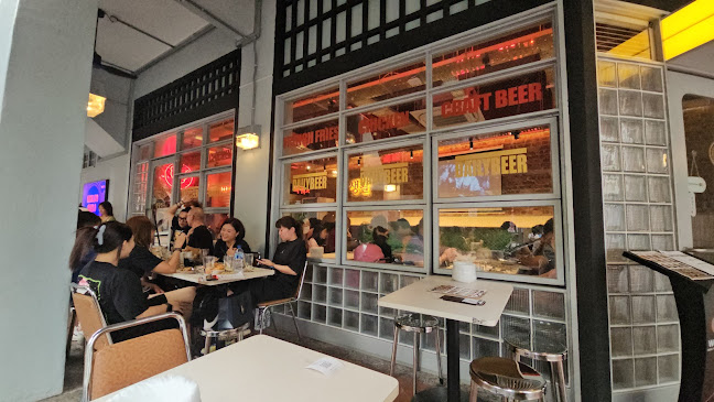 Daily Beer (Telok Ayer) - Hospitality and gastronomy