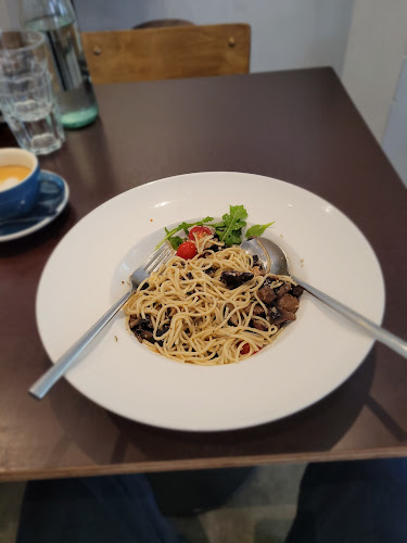 Comentarii opinii despre Twenty Eight Cafe