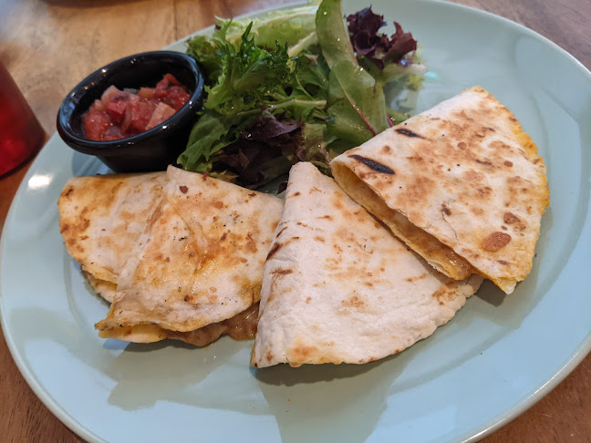 Comentarii opinii despre The Queen & Mangosteen