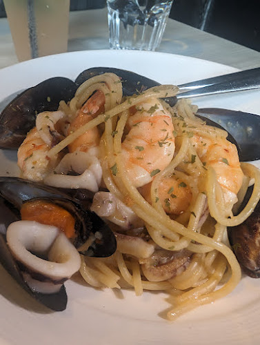 Opinii despre 5 Senses Bistro The Star Vista în Singapore - Hospitality and gastronomy