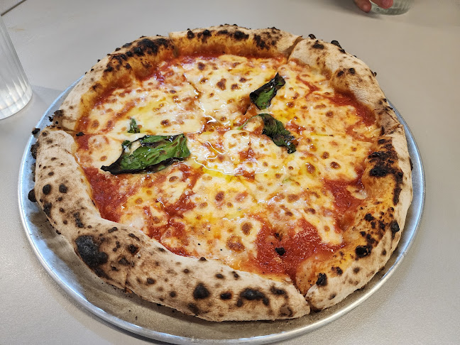 Gusta Sourdough Pizza Co. - Singapore