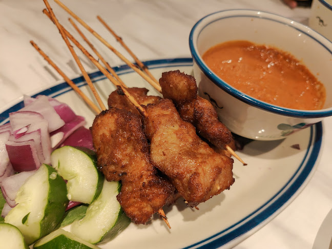 301 Upper Thomson Rd, #01-108, Singapore 574408