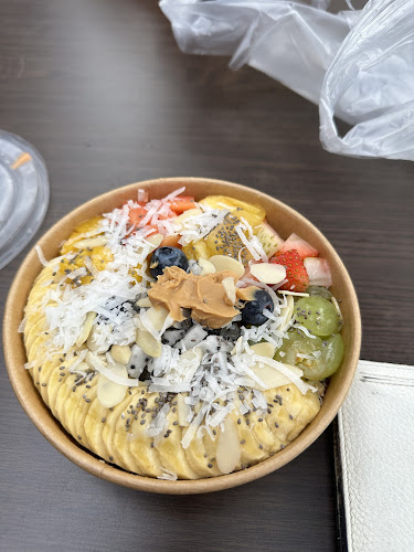 Jinora (Açai bowl & Gelato) - Hospitality and gastronomy