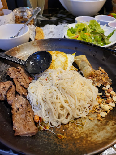 So Pho (Waterway Point) - Hospitality and gastronomy