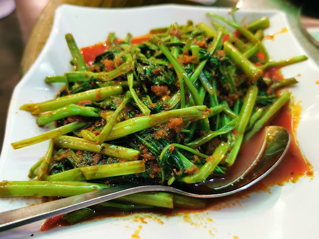 171 Sengkang E Dr, #01-12 Rivervale Shores, Singapore 540171