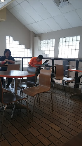 Comentarii opinii despre McDonald's Bukit Batok