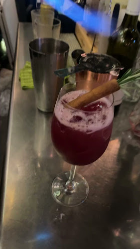 Comentarii opinii despre 1 Tyrwhitt Bistro Bar