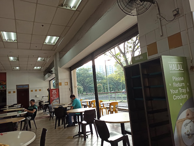 17 Woodlands Link, Singapore 738727