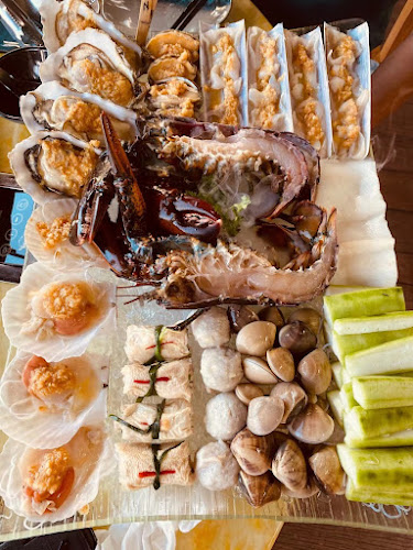 Opinii despre Tian Tian Fisherman's Pier Seafood Restaurant 天天渔港 în Singapore - Hospitality and gastronomy