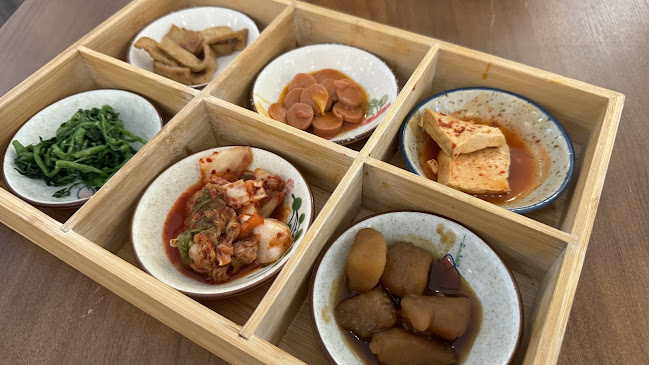 Comentarii opinii despre HANKANG POCHA 한강포차 ( The Most Affordable Korean Pocha ! 혜자스러운 한강포차 !)