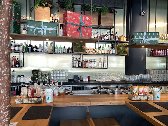 SERVUS German Burger Grill | VIVOCITY