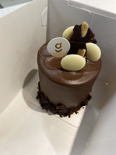 Greendot Patisserie - Hospitality and gastronomy