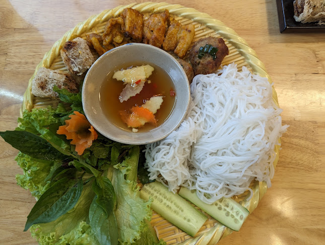 2 Venture Dr, #02-34 Vision Exchange, Singapore 608526