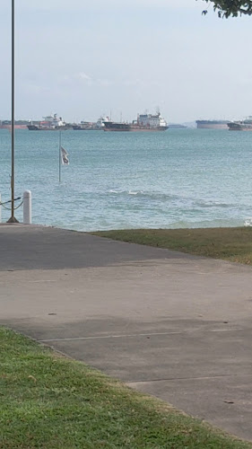 High Tide Bistro and Bar - Singapore