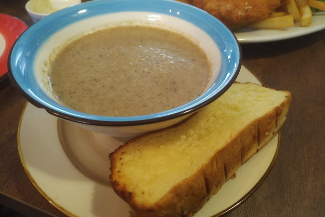 Bowen's Western - Hospitality and gastronomy