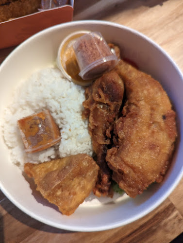 Uncle Penyet NUS - Hospitality and gastronomy