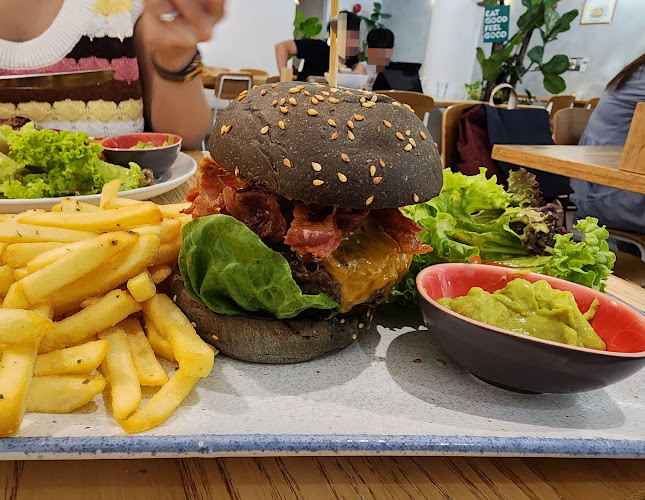 Comentarii opinii despre 6 Letter Brunch